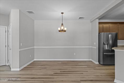 136 Mill Pond Way Eatontown NJ 07724