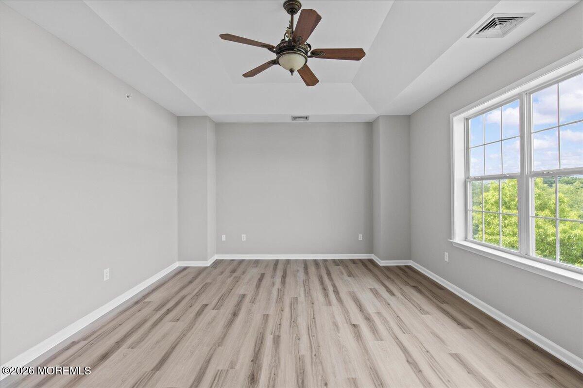 136 Mill Pond Way Eatontown NJ 07724