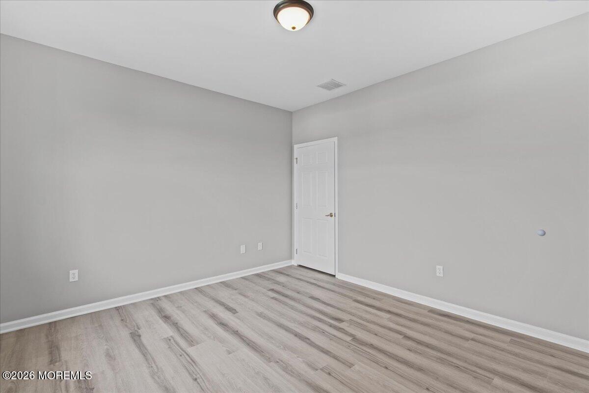 136 Mill Pond Way Eatontown NJ 07724
