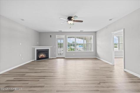 136 Mill Pond Way Eatontown NJ 07724