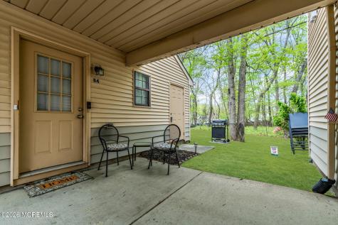 84 Azalea Circle Jackson NJ 08527