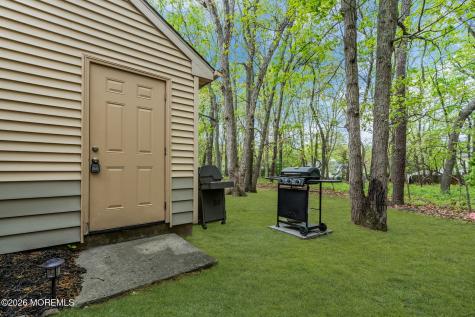 84 Azalea Circle Jackson NJ 08527