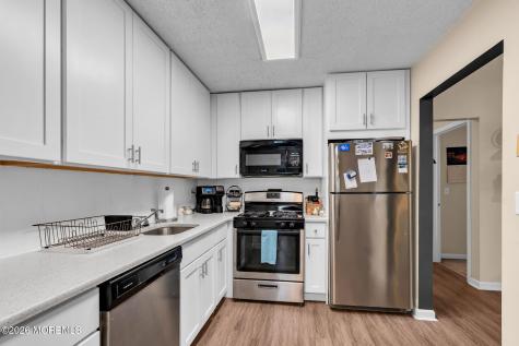 84 Azalea Circle Jackson NJ 08527