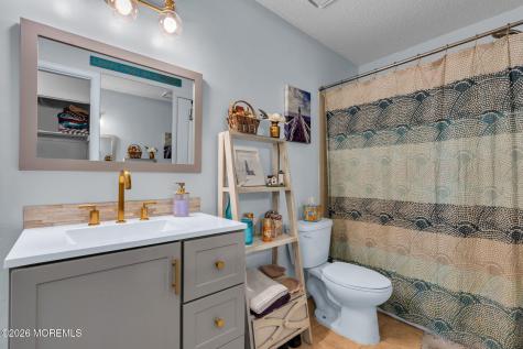 84 Azalea Circle Jackson NJ 08527