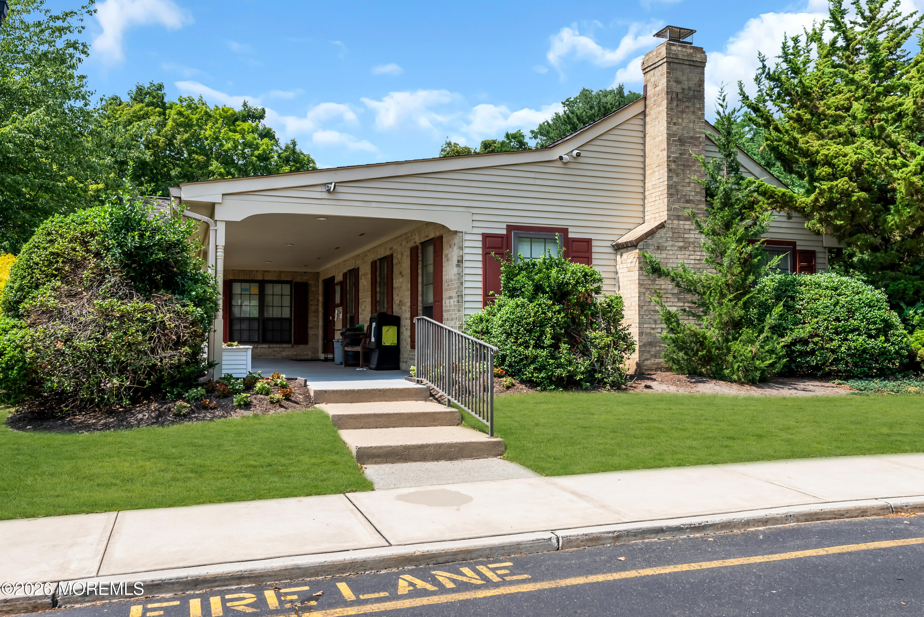 157 Foxhill Court Aberdeen NJ 07747