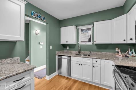 61 Maple Drive Spring Lake NJ 07762