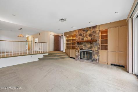 1 Peabody Court Teaneck NJ 07666