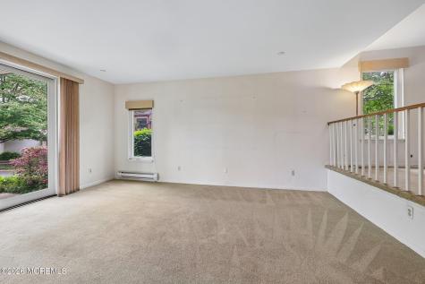 1 Peabody Court Teaneck NJ 07666