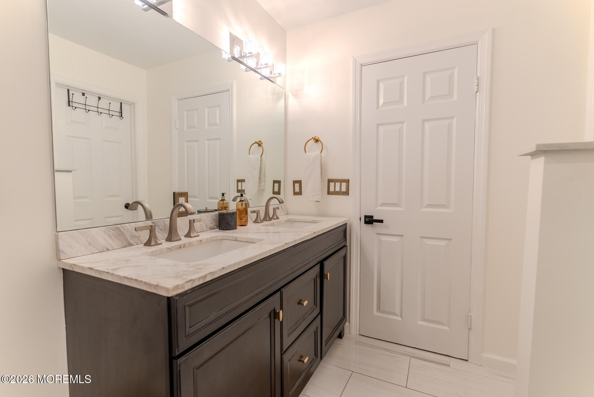 33 Farragut Square Freehold NJ 07728