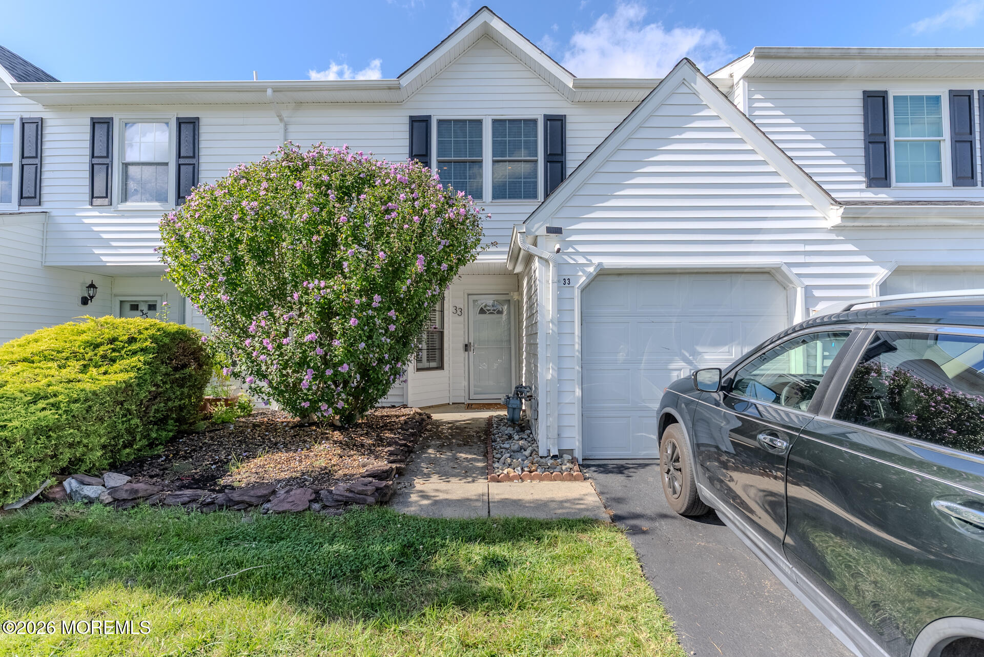 33 Farragut Square Freehold NJ 07728
