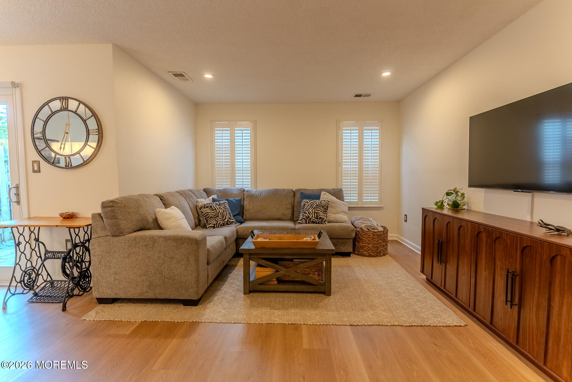 33 Farragut Square Freehold NJ 07728