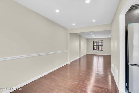 53 Heritage Lane Fords NJ 08863
