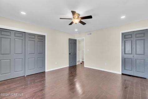 53 Heritage Lane Fords NJ 08863