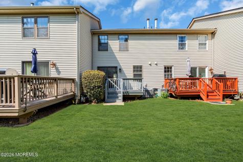 53 Heritage Lane Fords NJ 08863