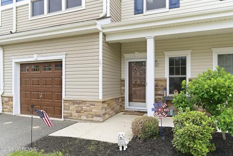 17 Arden Drive Manchester NJ 08759