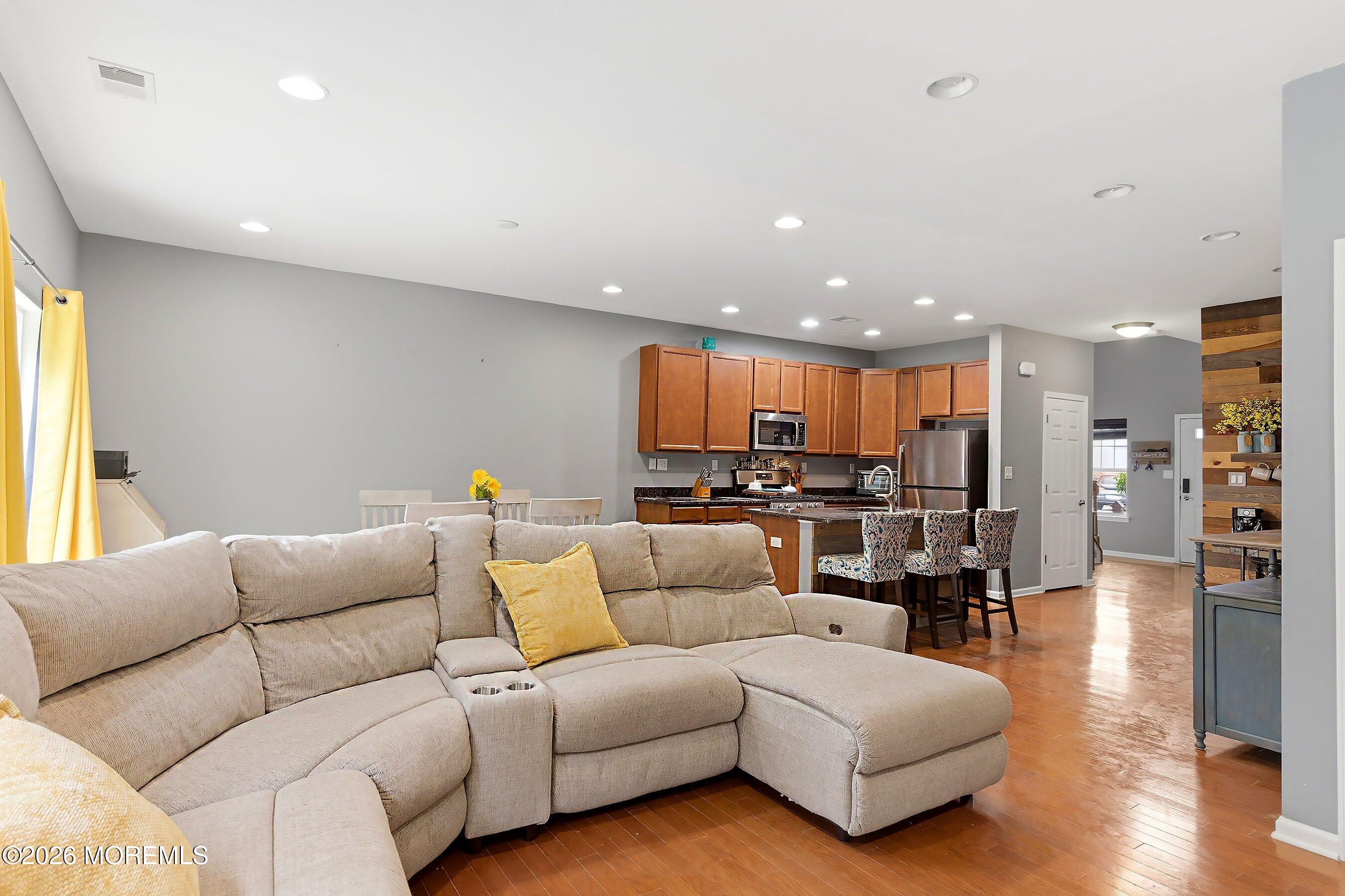 17 Arden Drive Manchester NJ 08759