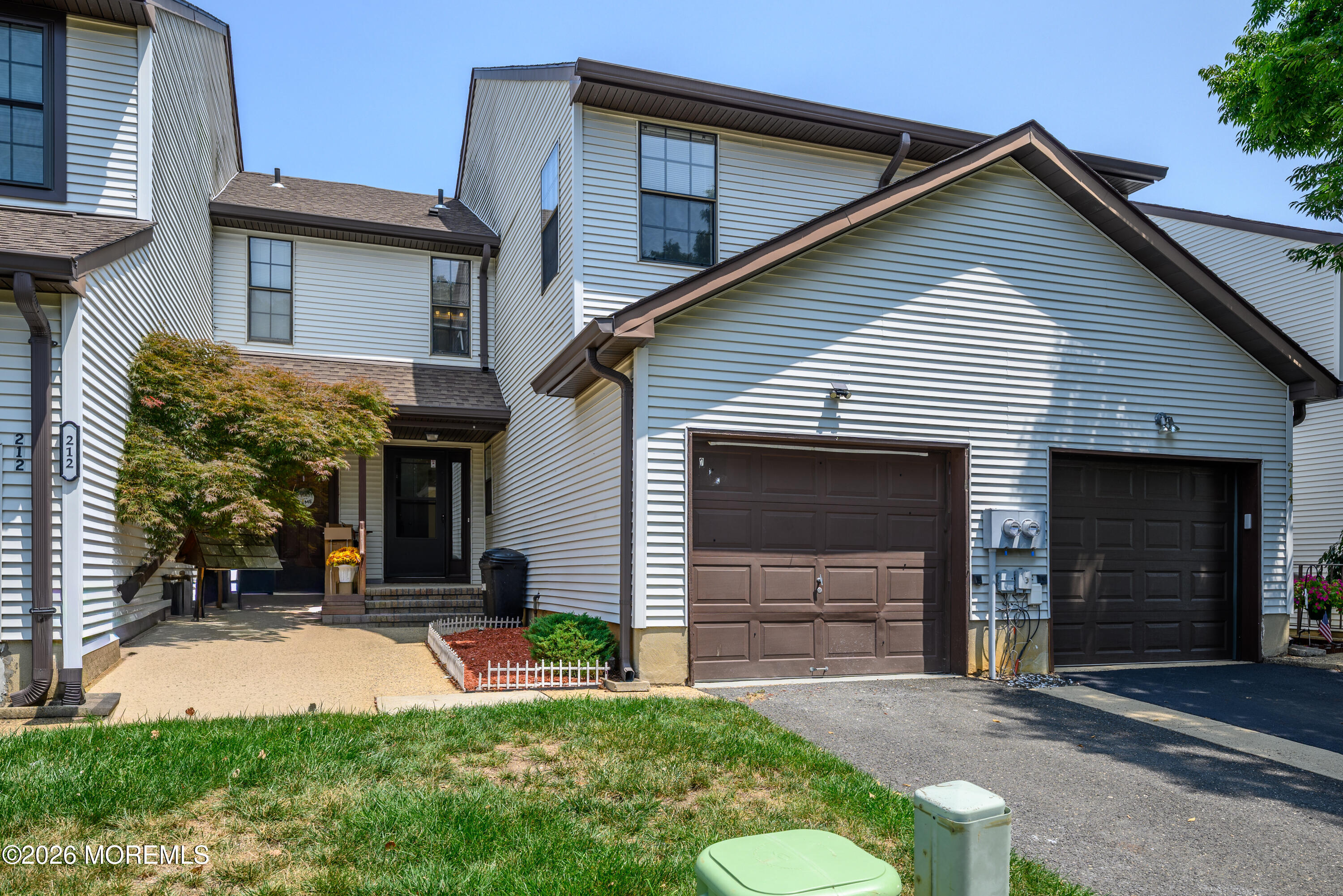 213 Longwood Drive Englishtown NJ 07726