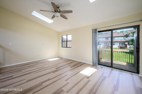 213 Longwood Drive Englishtown NJ 07726