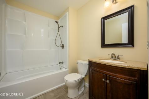 213 Longwood Drive Englishtown NJ 07726