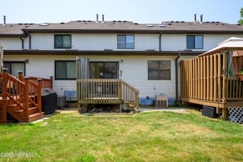 213 Longwood Drive Englishtown NJ 07726