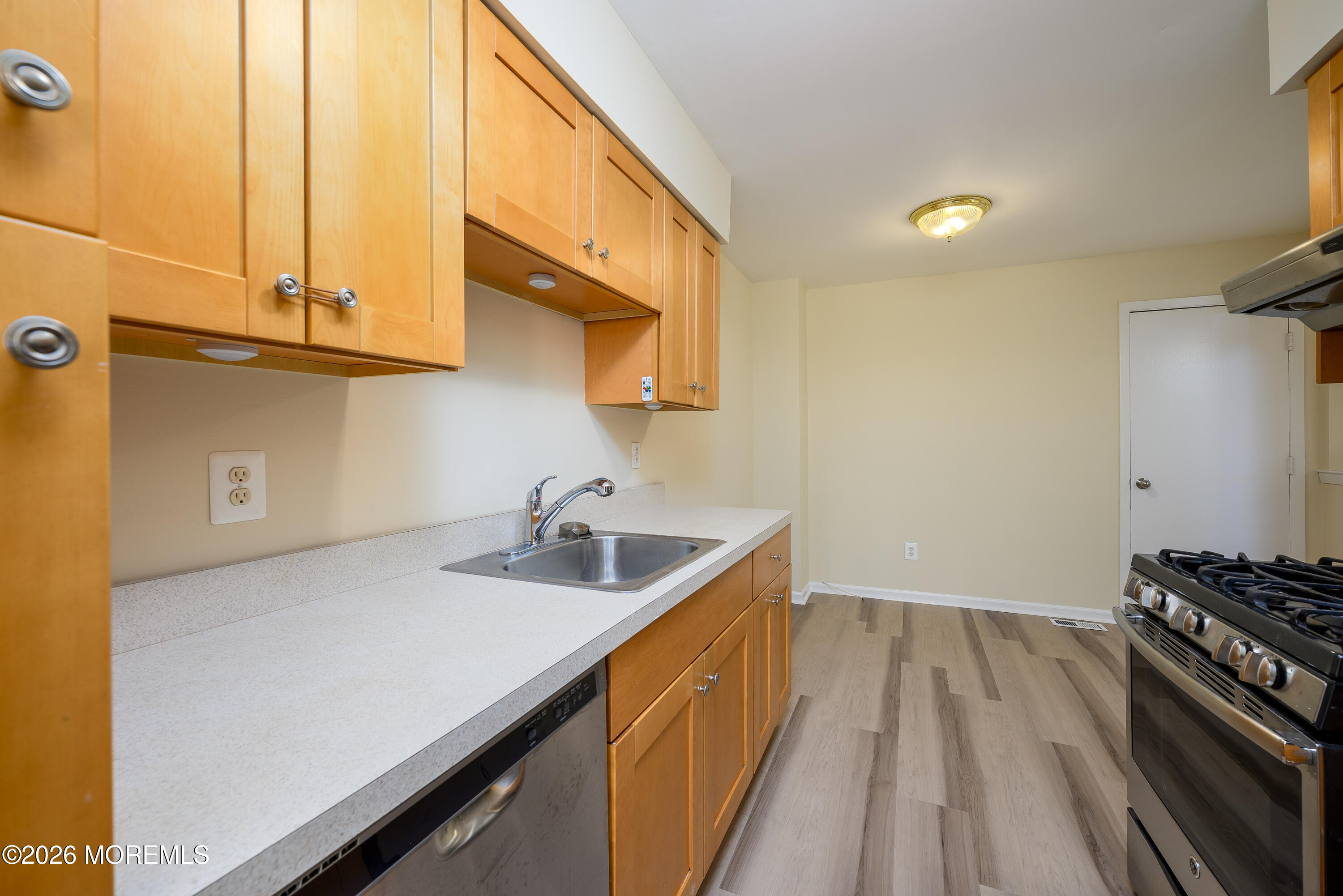 213 Longwood Drive Englishtown NJ 07726
