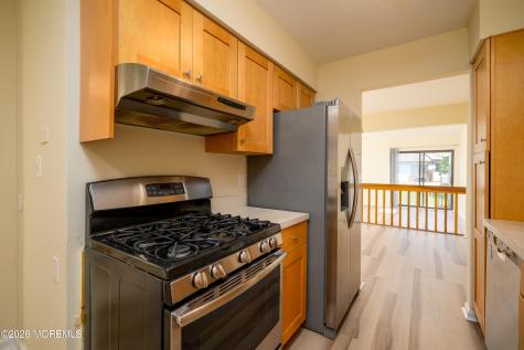 213 Longwood Drive Englishtown NJ 07726
