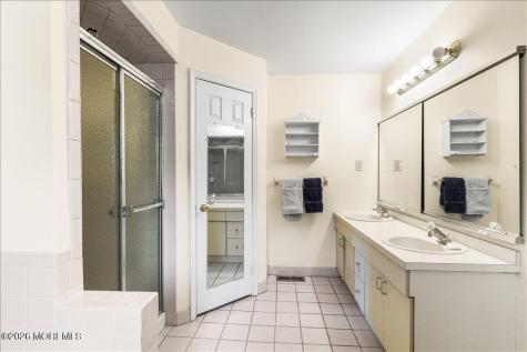 136 Tangerine Drive Marlboro NJ 07746