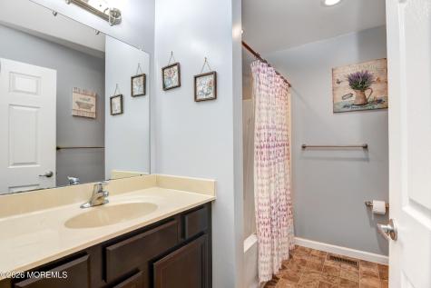 10 Arden Drive Manchester NJ 08759