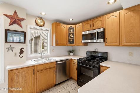 221 Lareine Avenue Bradley Beach NJ 07720