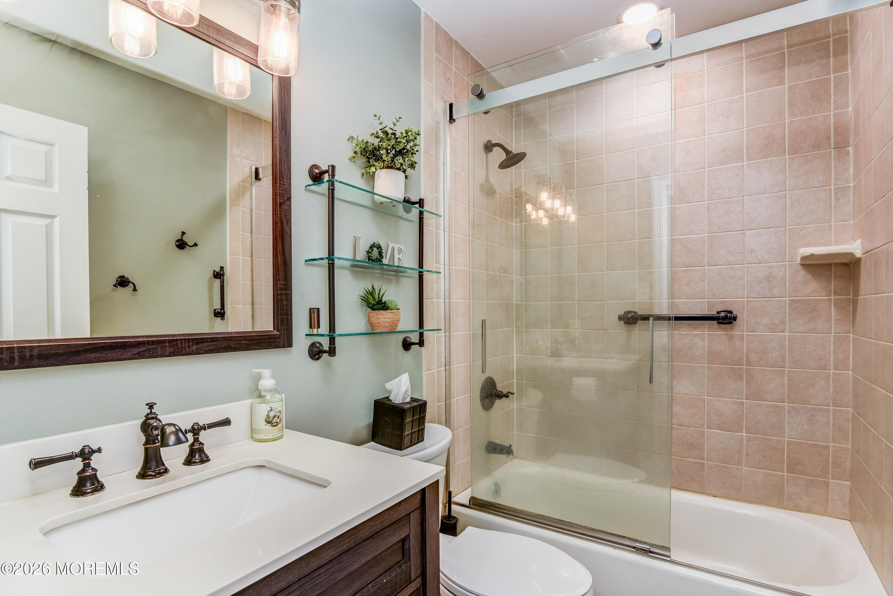 242 Teasdale Place Morganville NJ 07751