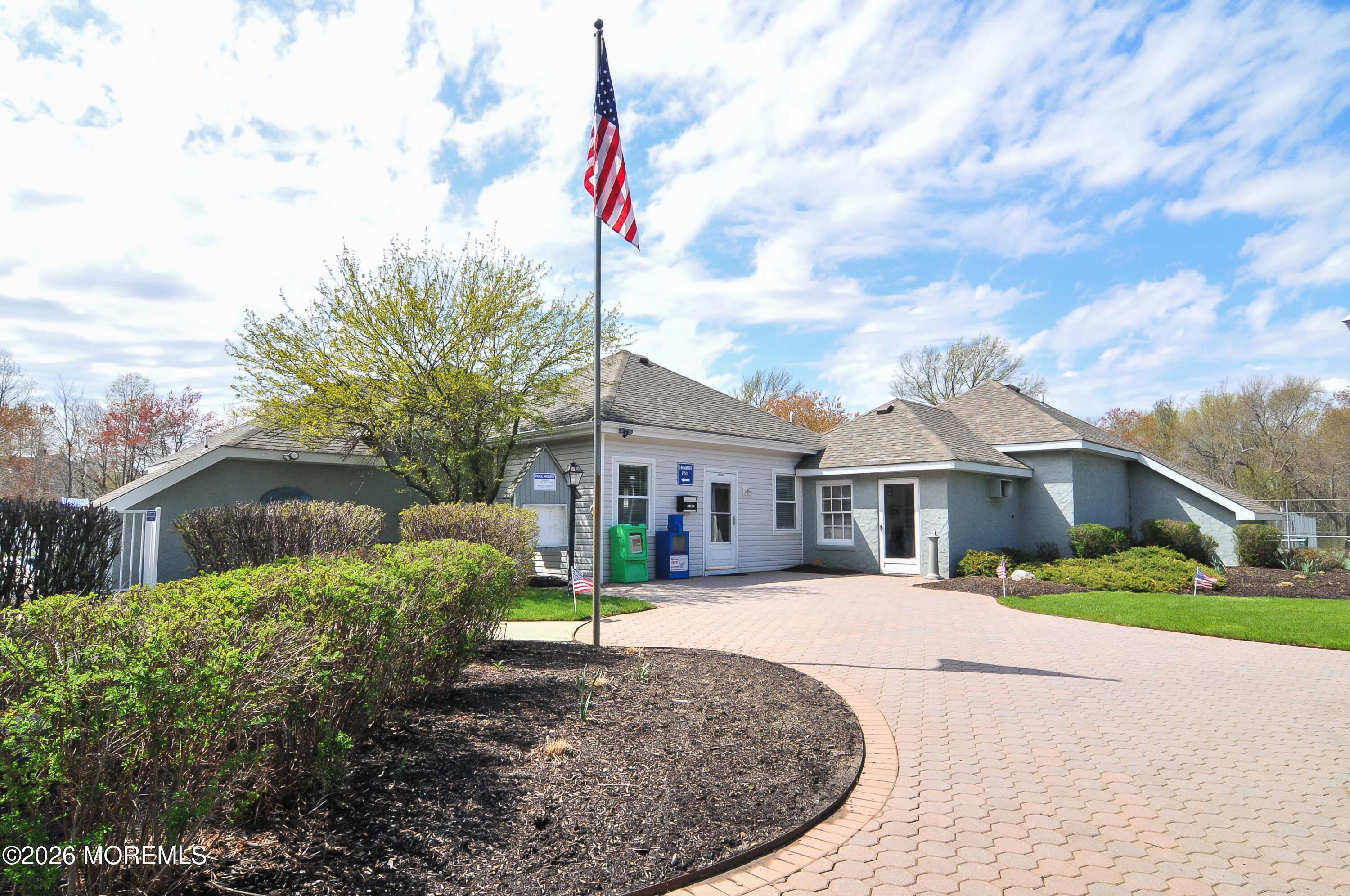 242 Teasdale Place Morganville NJ 07751