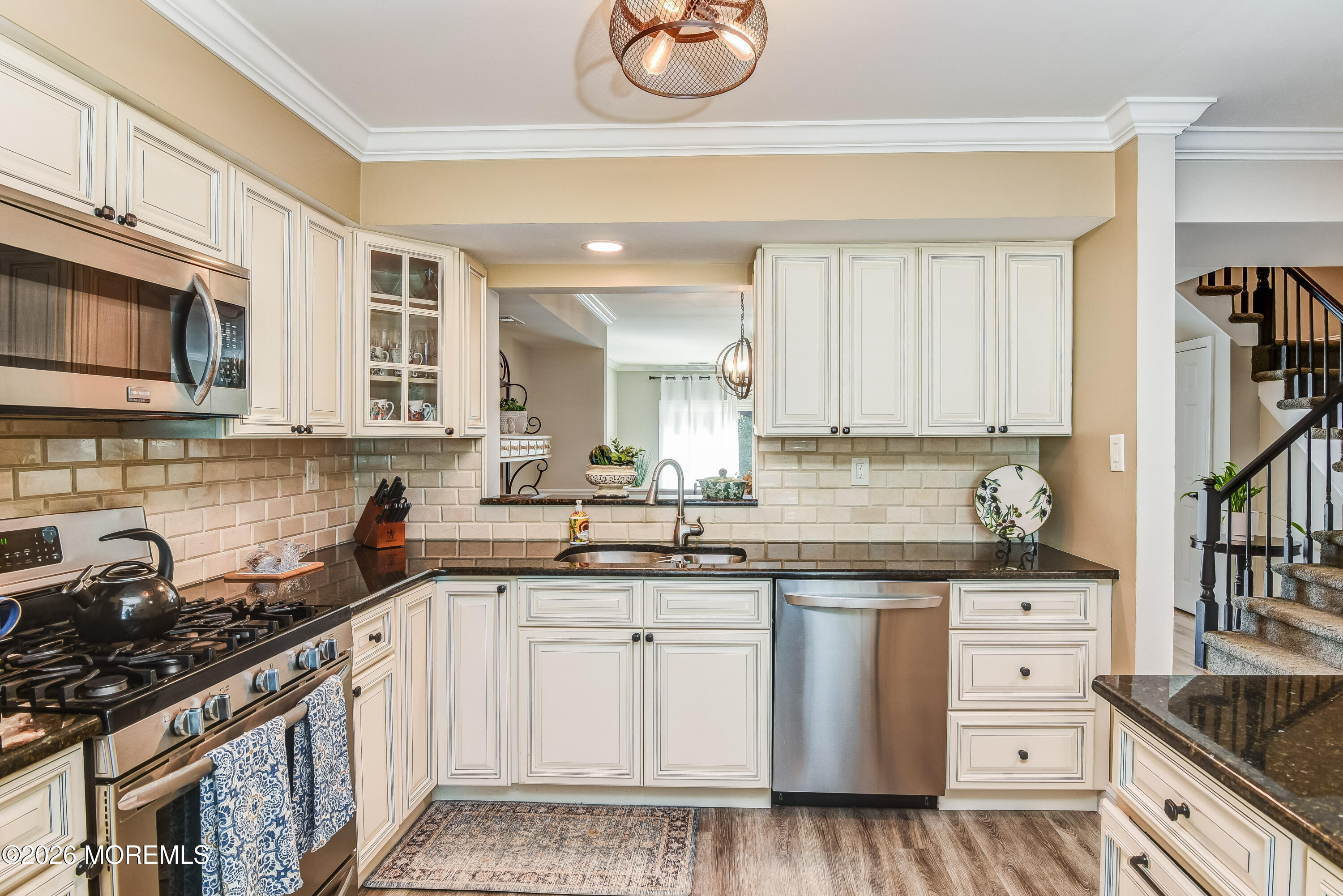 242 Teasdale Place Morganville NJ 07751