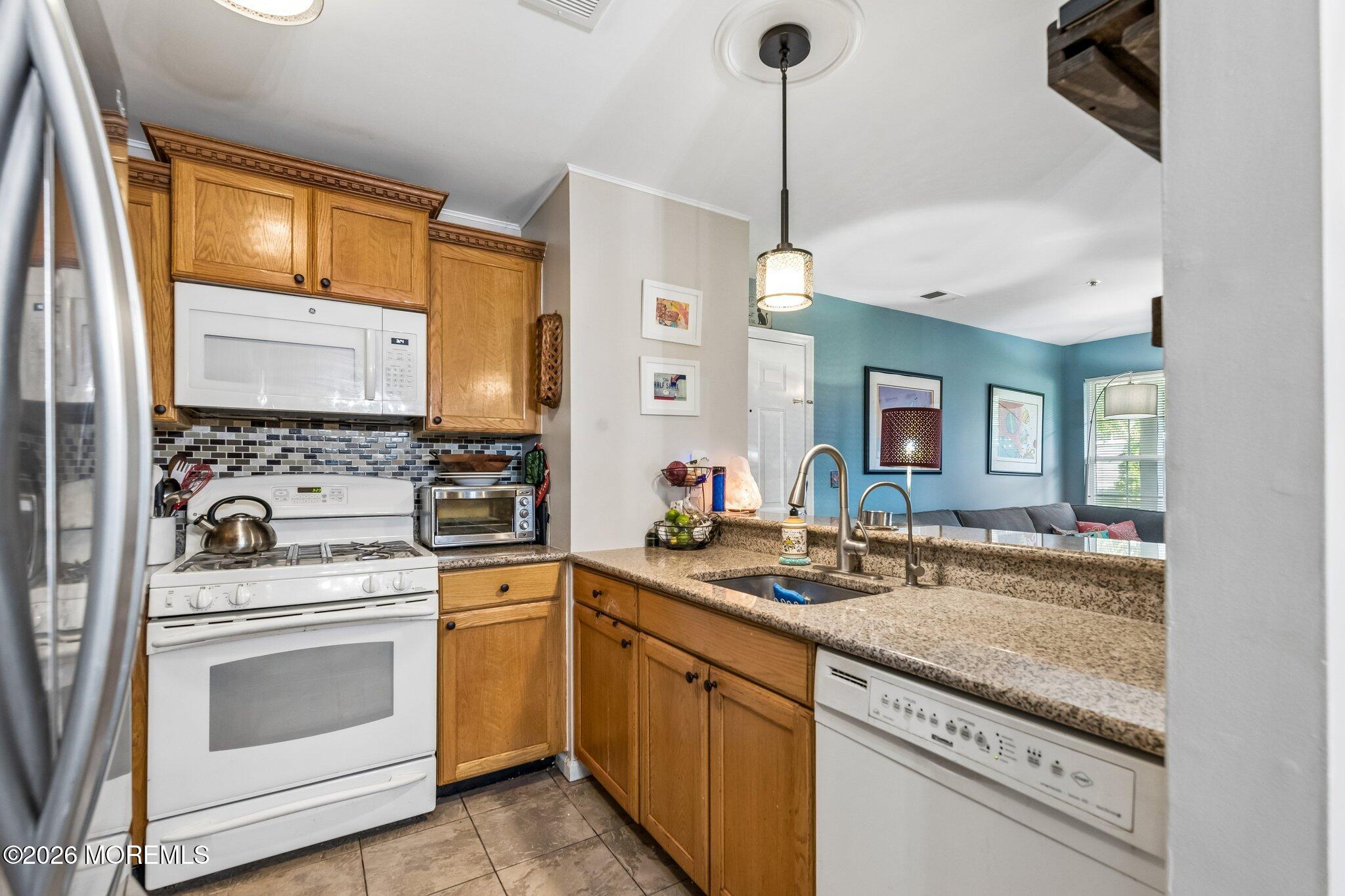 21 Jockey Lane Tinton Falls NJ 07753