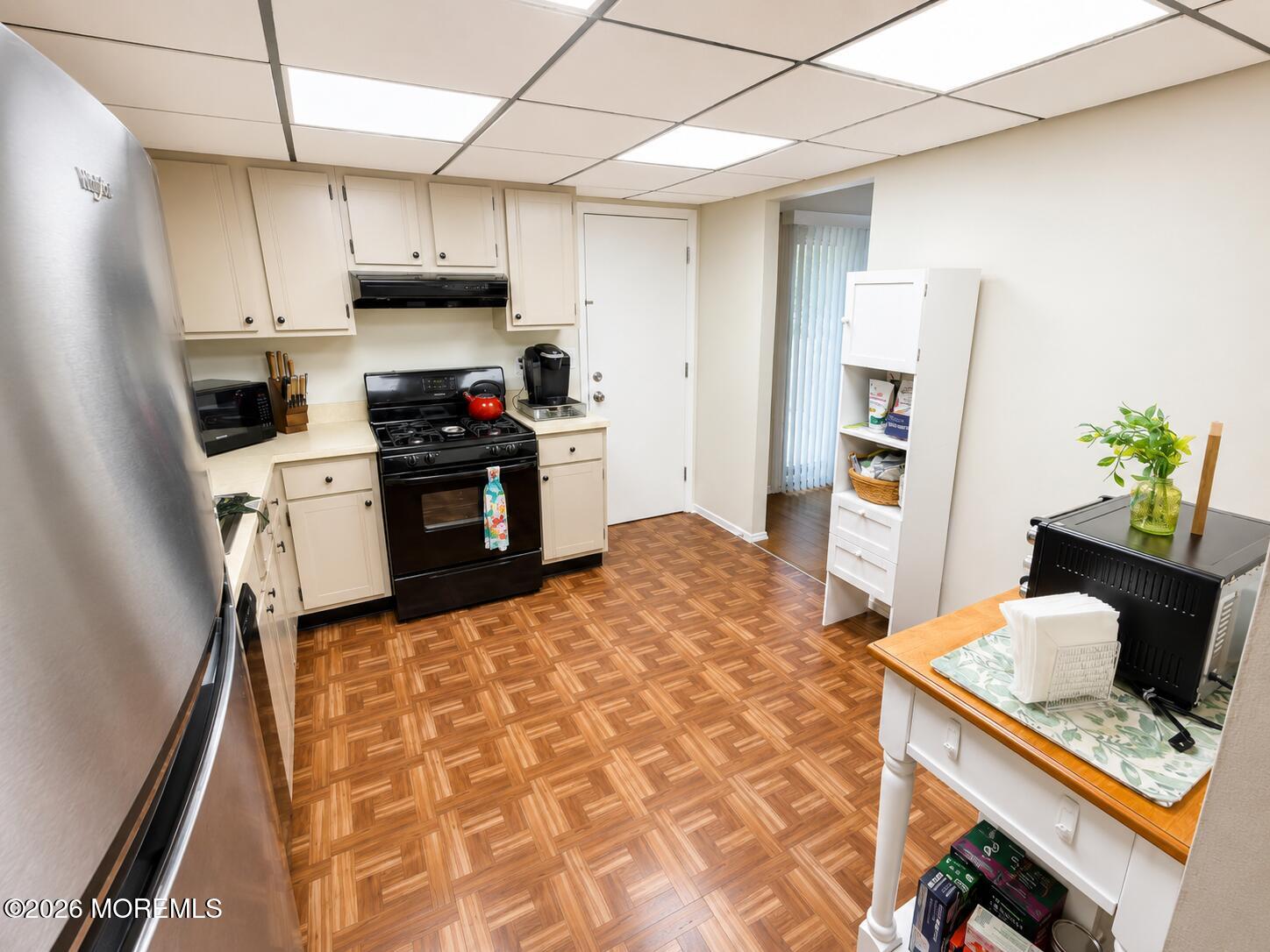 8 Seagull Lane Howell NJ 07731