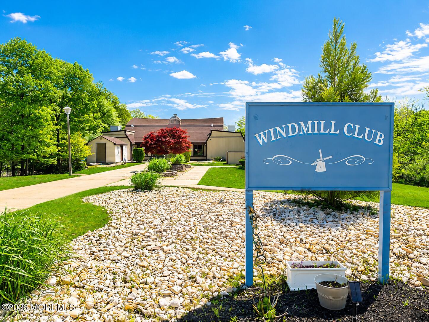 8 Seagull Lane Howell NJ 07731