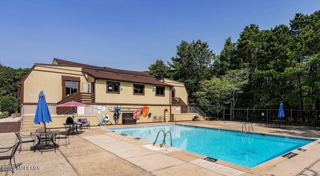 8 Seagull Lane Howell NJ 07731