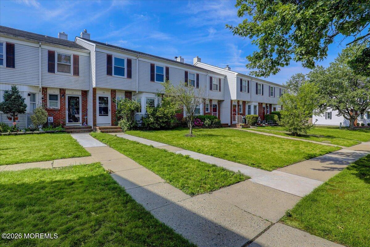 10 Begonia Court Sayreville NJ 08872