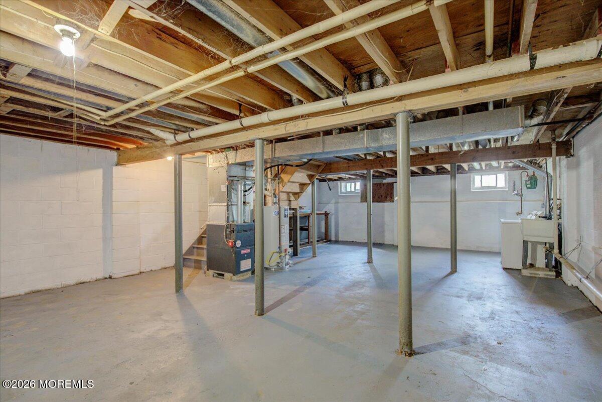10 Begonia Court Sayreville NJ 08872