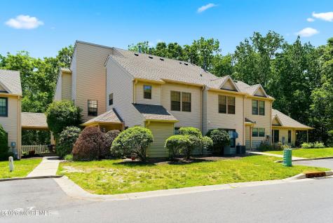 204 Larkspur Lane Jackson NJ 08527