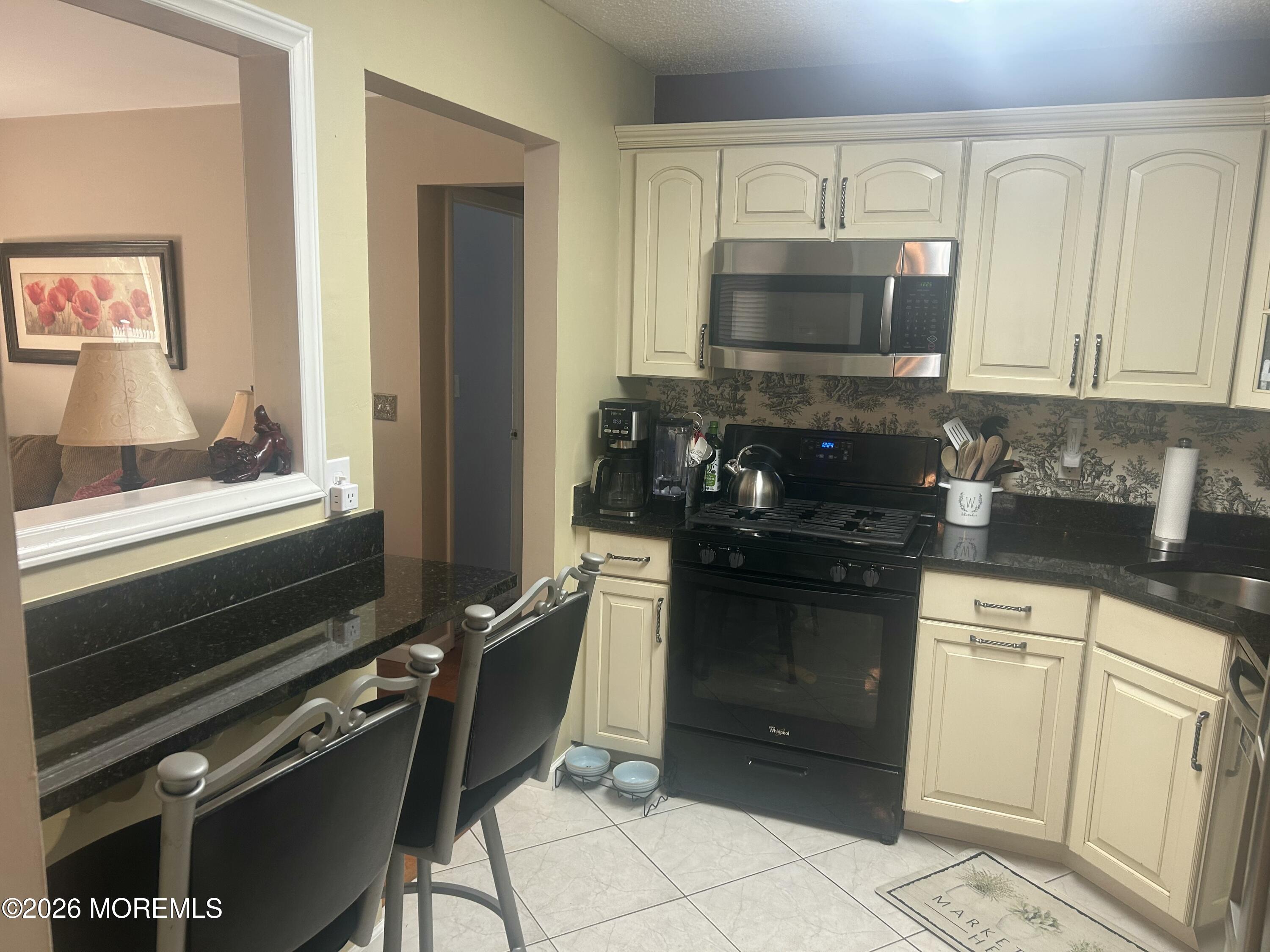 204 Larkspur Lane Jackson NJ 08527