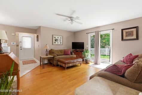 204 Larkspur Lane Jackson NJ 08527