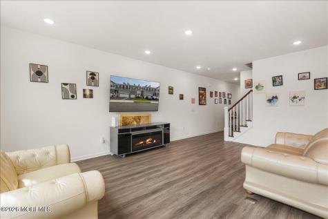 513 Fremont Drive Manalapan NJ 07726