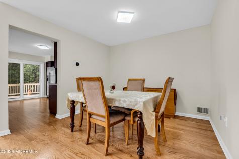 9 Beacon Court Holmdel NJ 07733