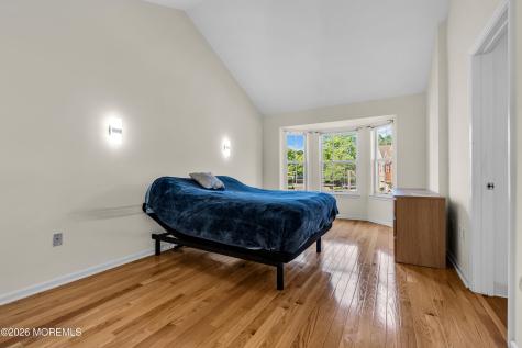 9 Beacon Court Holmdel NJ 07733