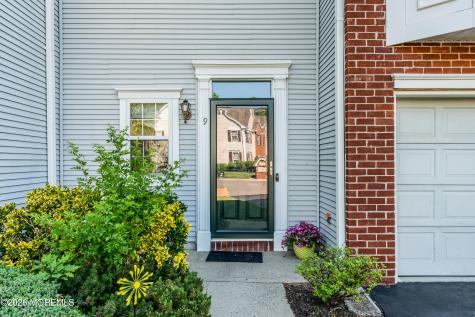 9 Beacon Court Holmdel NJ 07733