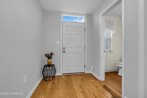 9 Beacon Court Holmdel NJ 07733