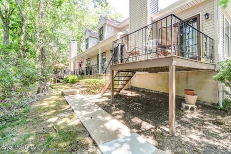 33 Maple Lane Brielle NJ 08730