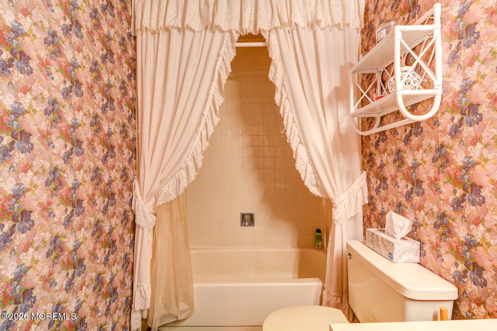 33 Maple Lane Brielle NJ 08730