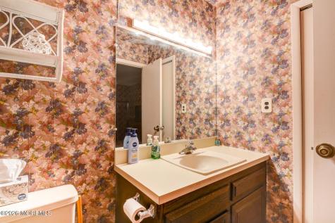 33 Maple Lane Brielle NJ 08730