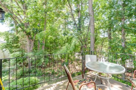 33 Maple Lane Brielle NJ 08730